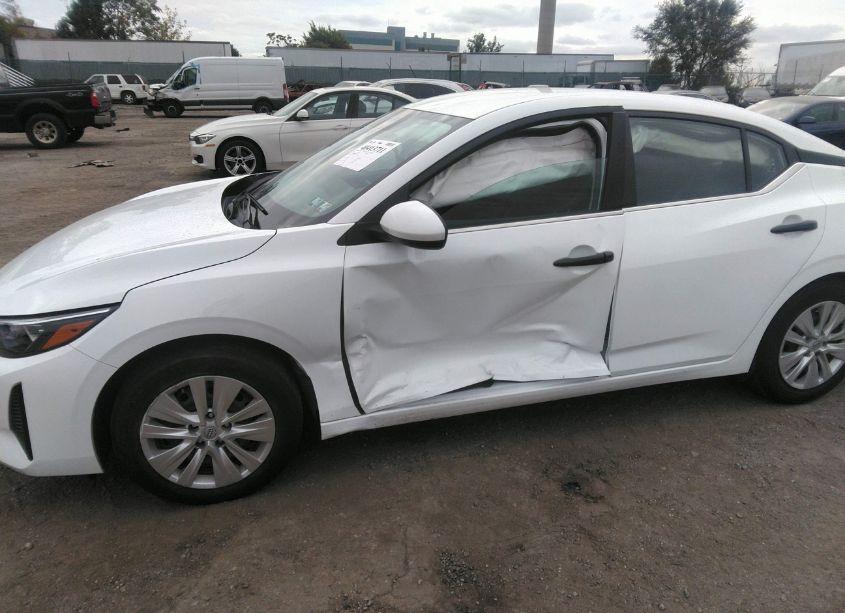 Photo 6 of 2024 Nissan Sentra S XTRONIC CVT (VIN 3N1AB8BVXRY216935)