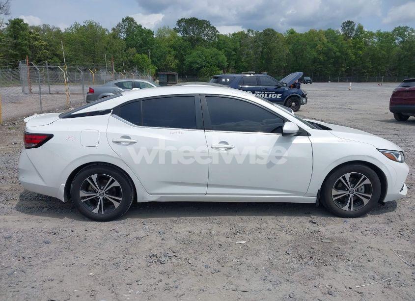 Photo 13 of 2020 Nissan Sentra SV XTRONIC CVT (VIN 3N1AB8CV0LY223754)