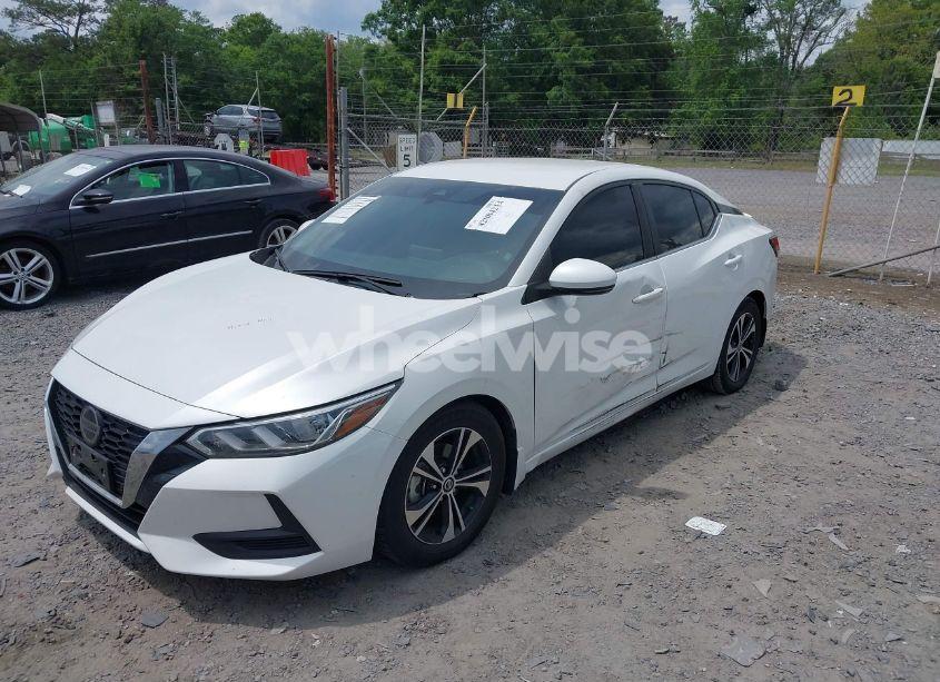 Photo 2 of 2020 Nissan Sentra SV XTRONIC CVT (VIN 3N1AB8CV0LY223754)