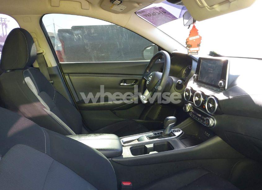 Photo 5 of 2020 Nissan Sentra SV XTRONIC CVT (VIN 3N1AB8CV0LY230929)