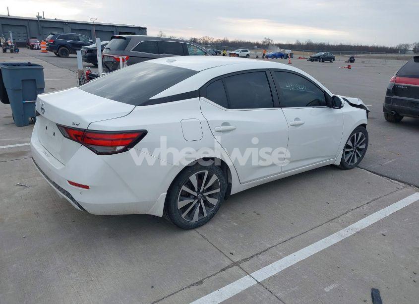 Photo 4 of 2020 Nissan Sentra SV XTRONIC CVT (VIN 3N1AB8CV0LY243843)