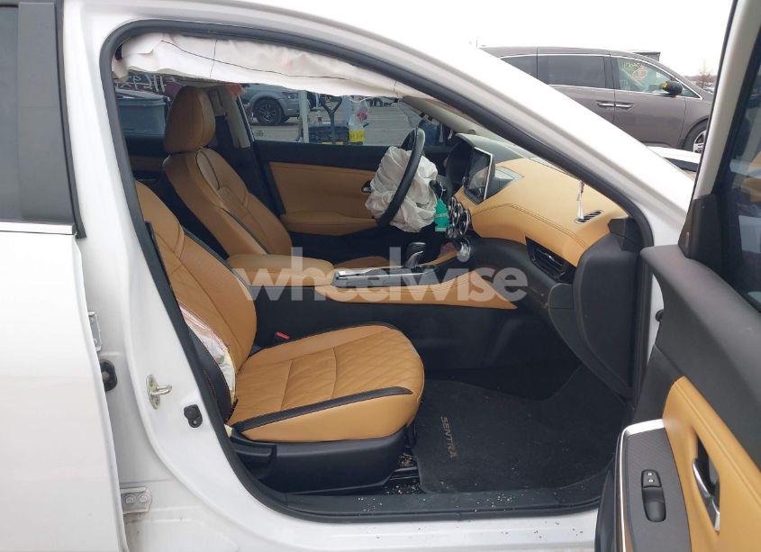 Photo 5 of 2020 Nissan Sentra SV XTRONIC CVT (VIN 3N1AB8CV0LY243843)