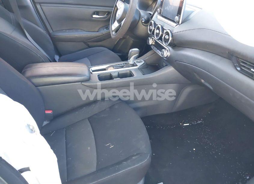 Photo 5 of 2021 Nissan Sentra SV XTRONIC CVT (VIN 3N1AB8CV0MY237056)