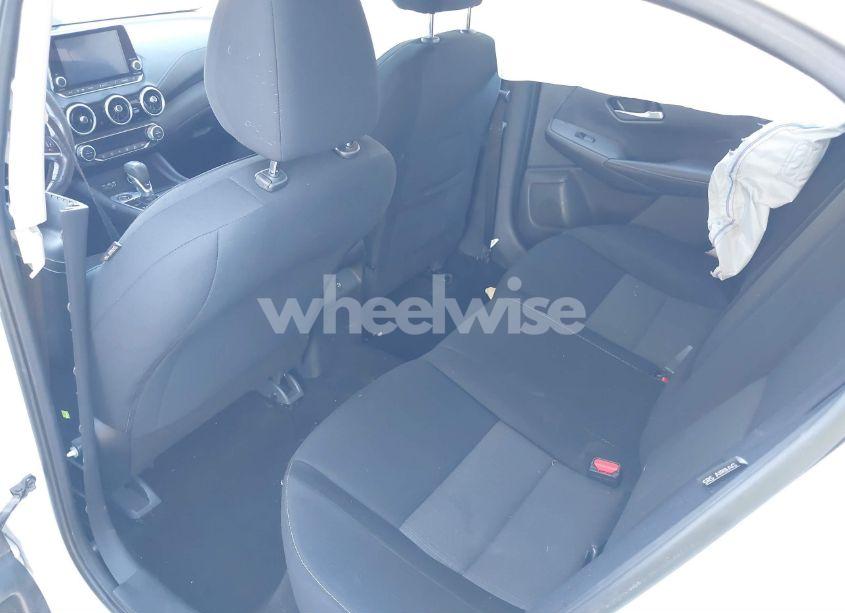 Photo 8 of 2021 Nissan Sentra SV XTRONIC CVT (VIN 3N1AB8CV0MY237056)