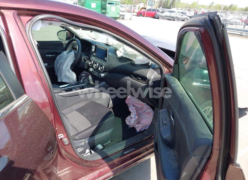 Photo 5 of 2021 Nissan Sentra SV XTRONIC CVT (VIN 3N1AB8CV0MY258411)