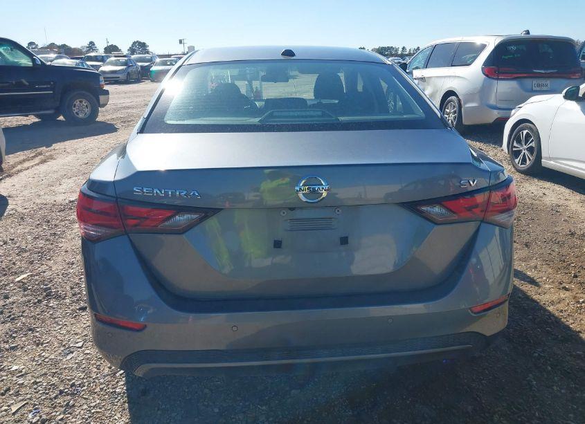 Photo 16 of 2021 Nissan Sentra SV XTRONIC CVT (VIN 3N1AB8CV0MY311317)