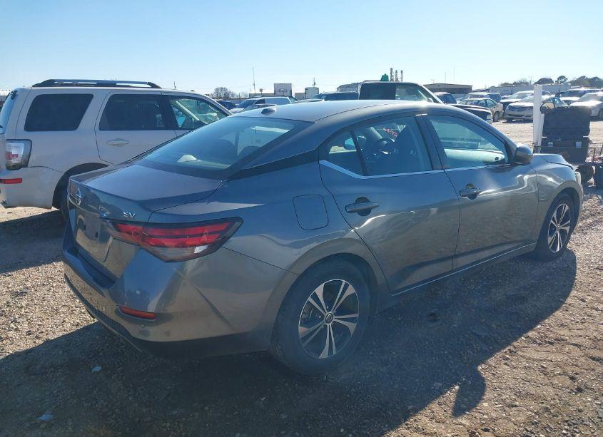 Photo 4 of 2021 Nissan Sentra SV XTRONIC CVT (VIN 3N1AB8CV0MY311317)