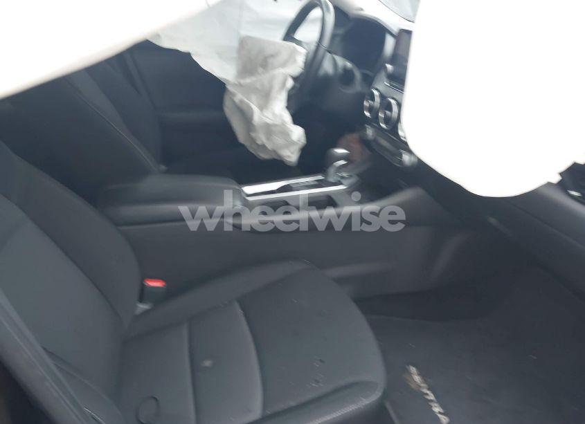 Photo 5 of 2022 Nissan Sentra SV XTRONIC CVT (VIN 3N1AB8CV0NY229718)