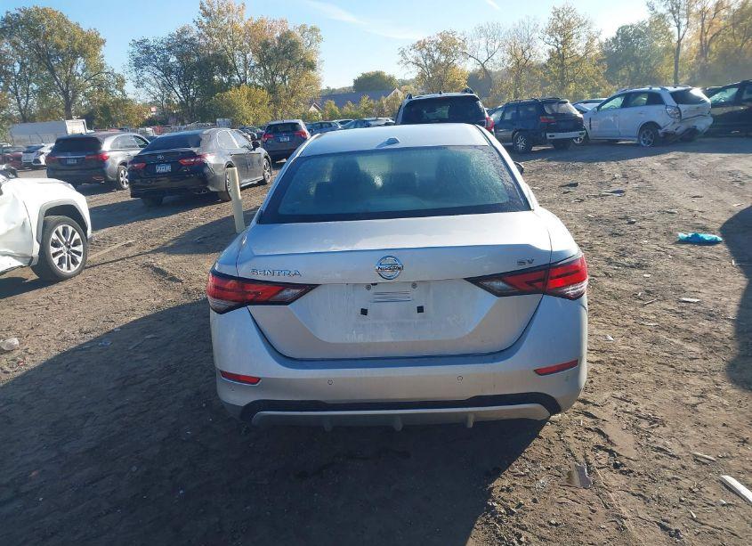 Photo 16 of 2022 Nissan Sentra SV XTRONIC CVT (VIN 3N1AB8CV0NY274657)