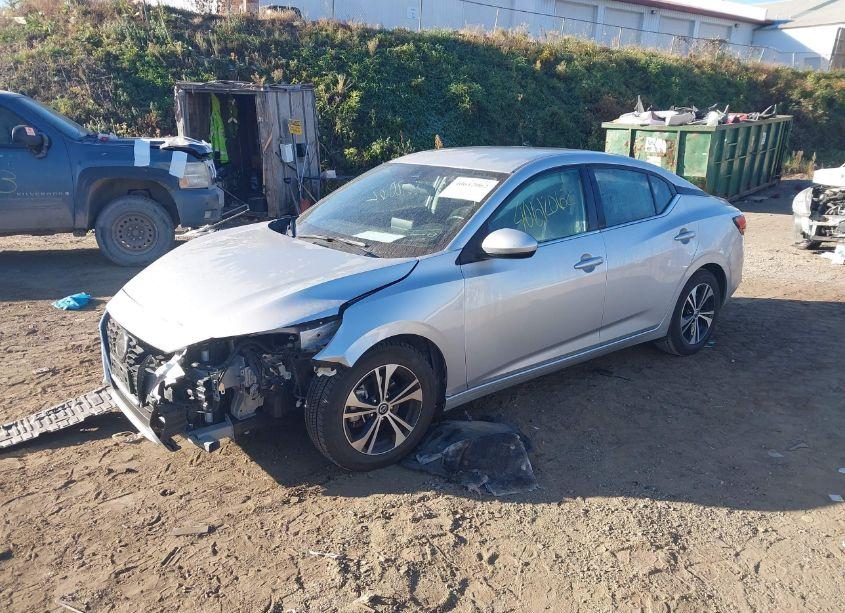 Photo 2 of 2022 Nissan Sentra SV XTRONIC CVT (VIN 3N1AB8CV0NY274657)