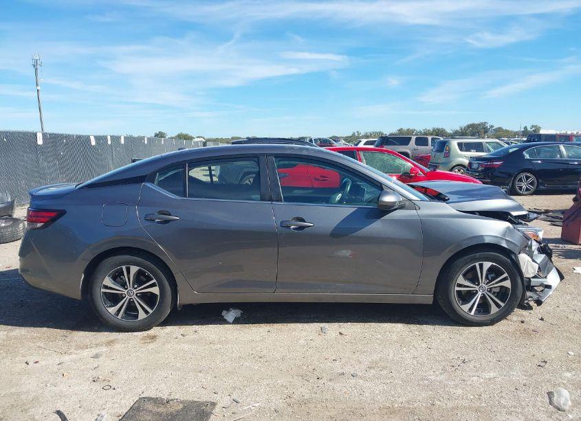 Photo 13 of 2022 Nissan Sentra SV XTRONIC CVT (VIN 3N1AB8CV0NY312338)