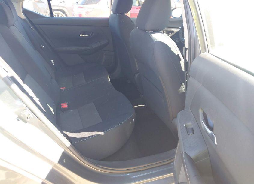 Photo 8 of 2022 Nissan Sentra SV XTRONIC CVT (VIN 3N1AB8CV0NY312338)