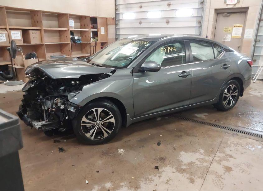 Photo 2 of 2022 Nissan Sentra SV XTRONIC CVT (VIN 3N1AB8CV0NY316860)