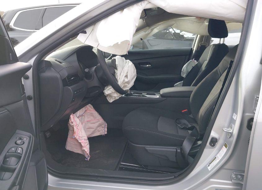 Photo 5 of 2023 Nissan Sentra SV XTRONIC CVT (VIN 3N1AB8CV0PY271891)