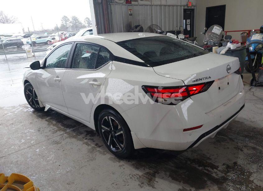 Photo 14 of 2024 Nissan Sentra SV XTRONIC CVT (VIN 3N1AB8CV0RY214996)