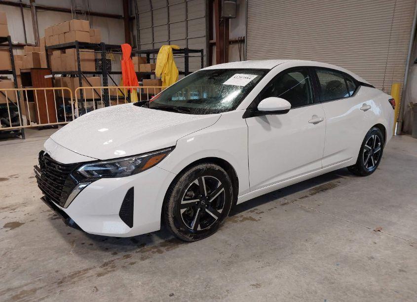 Photo 2 of 2024 Nissan Sentra SV XTRONIC CVT (VIN 3N1AB8CV0RY236707)