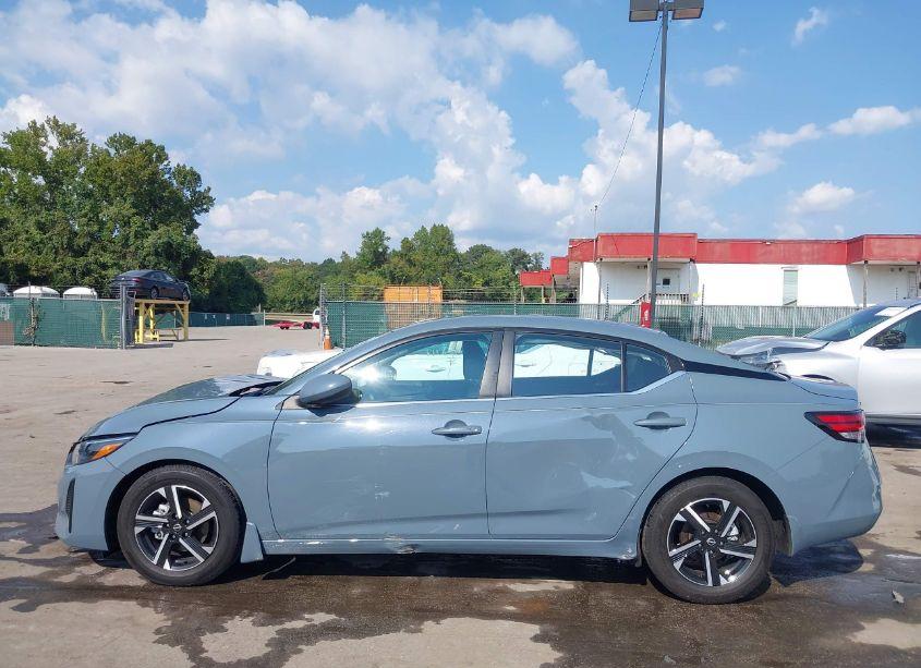 Photo 15 of 2024 Nissan Sentra SV XTRONIC CVT (VIN 3N1AB8CV0RY249490)