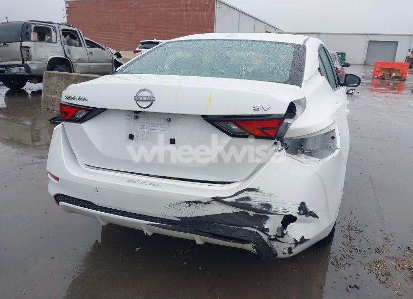 Photo 6 of 2024 Nissan Sentra SV XTRONIC CVT (VIN 3N1AB8CV0RY281078)