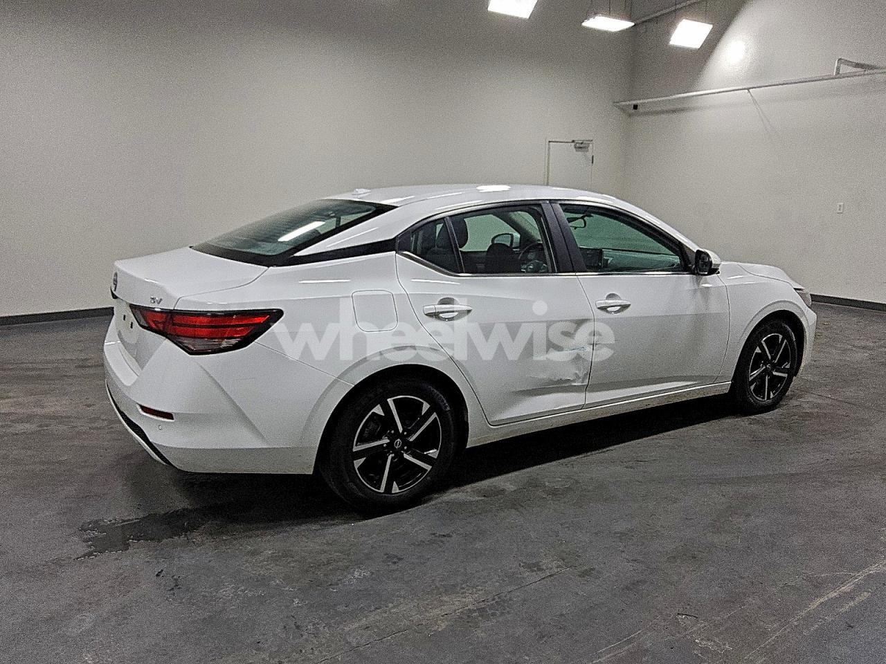 Photo 3 of 2024 NISSAN SENTRA SV (VIN 3N1AB8CV0RY332062)