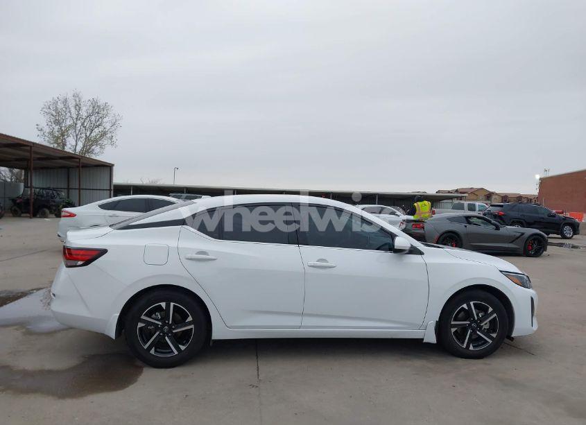 Photo 13 of 2024 Nissan Sentra SV XTRONIC CVT (VIN 3N1AB8CV0RY363750)