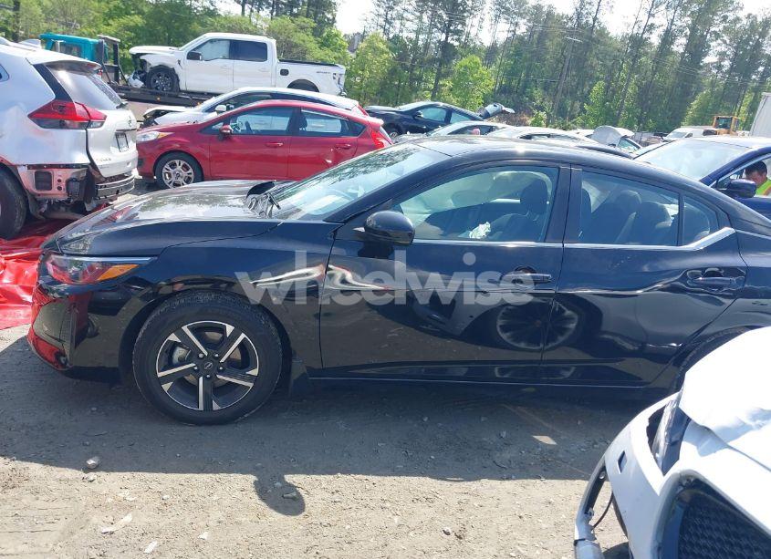 Photo 14 of 2024 Nissan Sentra SV XTRONIC CVT (VIN 3N1AB8CV0RY379690)