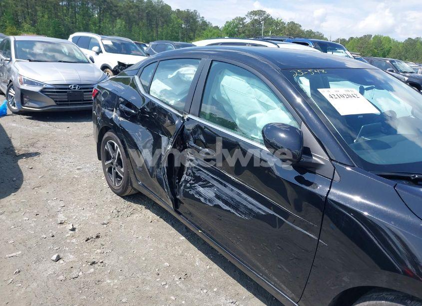 Photo 6 of 2024 Nissan Sentra SV XTRONIC CVT (VIN 3N1AB8CV0RY379690)