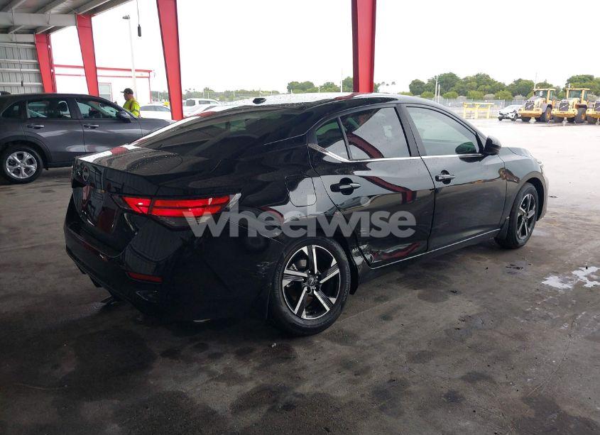 Photo 6 of 2025 Nissan Sentra SV (VIN 3N1AB8CV0SY219928)