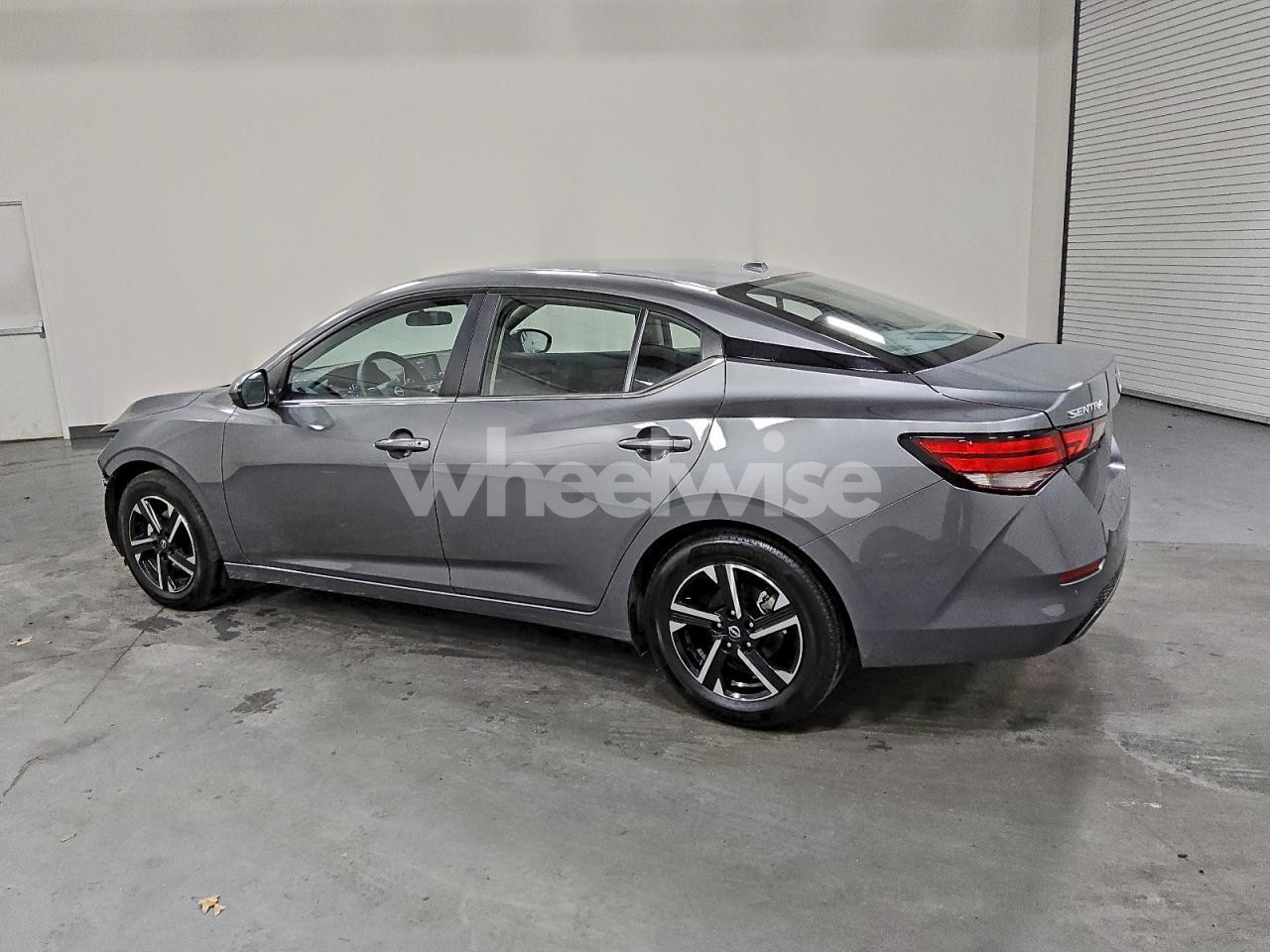 Photo 2 of 2025 NISSAN SENTRA SV (VIN 3N1AB8CV0SY305658)