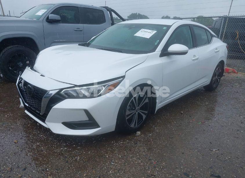 Photo 2 of 2020 Nissan Sentra SV XTRONIC CVT (VIN 3N1AB8CV1LY204808)