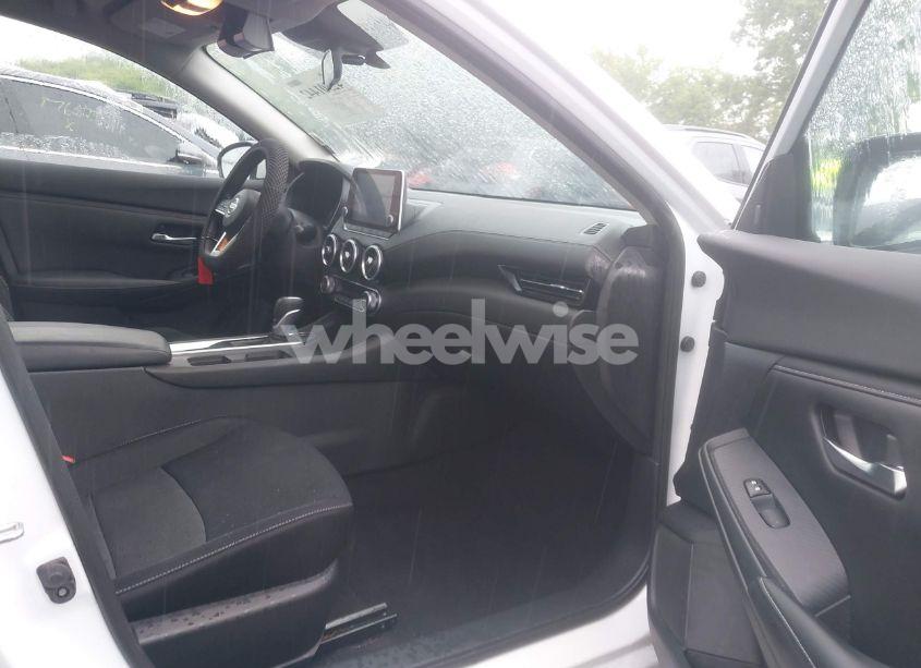 Photo 5 of 2020 Nissan Sentra SV XTRONIC CVT (VIN 3N1AB8CV1LY204808)