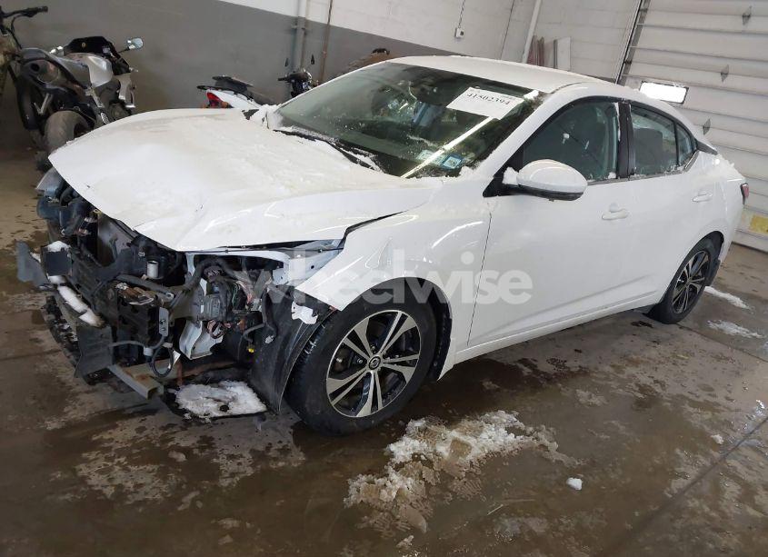 Photo 2 of 2020 Nissan Sentra SV XTRONIC CVT (VIN 3N1AB8CV1LY237324)