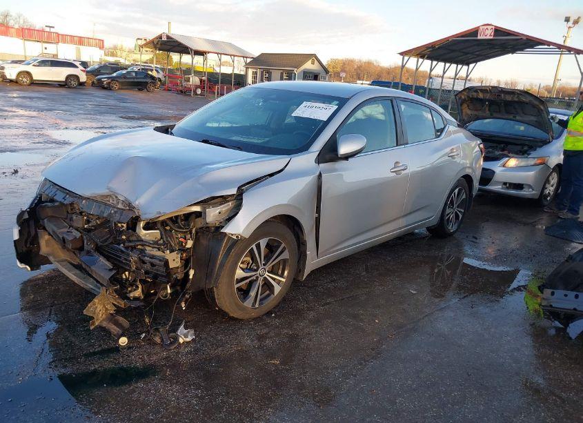 Photo 2 of 2020 Nissan Sentra SV XTRONIC CVT (VIN 3N1AB8CV1LY274955)