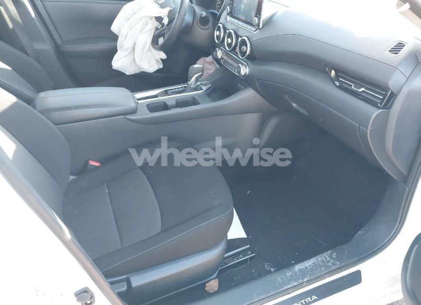 Photo 5 of 2020 Nissan Sentra SV XTRONIC CVT (VIN 3N1AB8CV1LY298852)