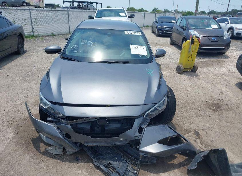 Photo 12 of 2021 Nissan Sentra SV XTRONIC CVT (VIN 3N1AB8CV1MY233582)