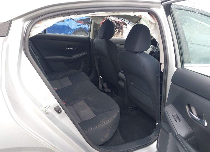 Photo 8 of 2021 Nissan Sentra SV XTRONIC CVT (VIN 3N1AB8CV1MY237857)