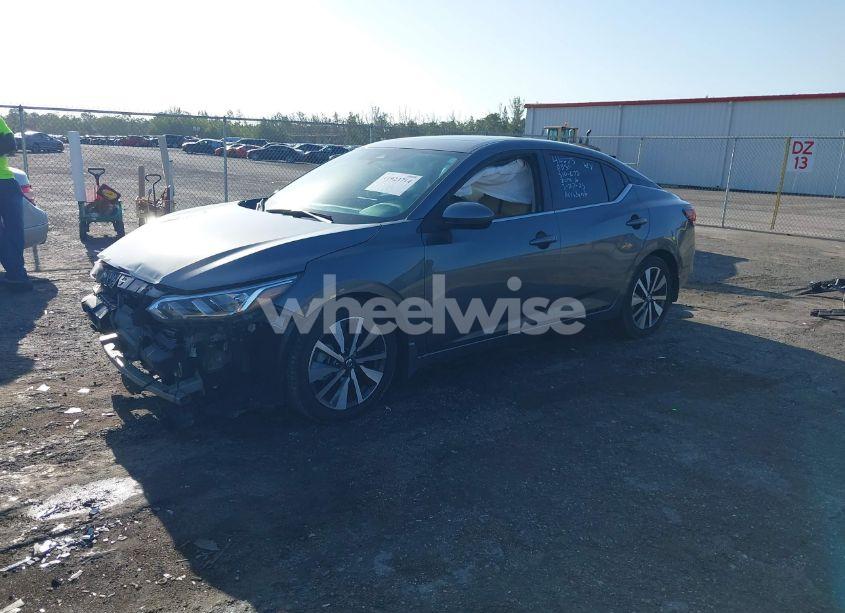 Photo 2 of 2021 Nissan Sentra SV XTRONIC CVT (VIN 3N1AB8CV1MY239057)