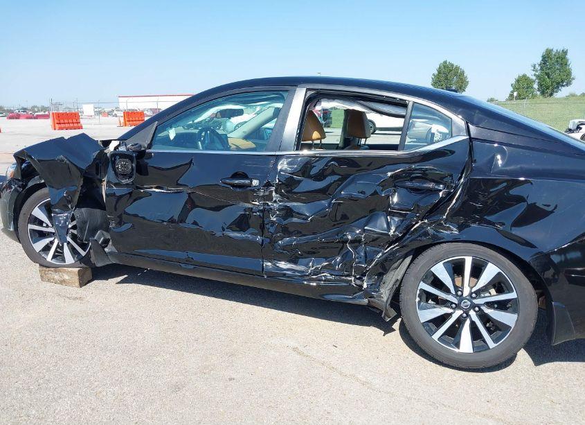 Photo 6 of 2021 Nissan Sentra SV XTRONIC CVT (VIN 3N1AB8CV1MY277548)