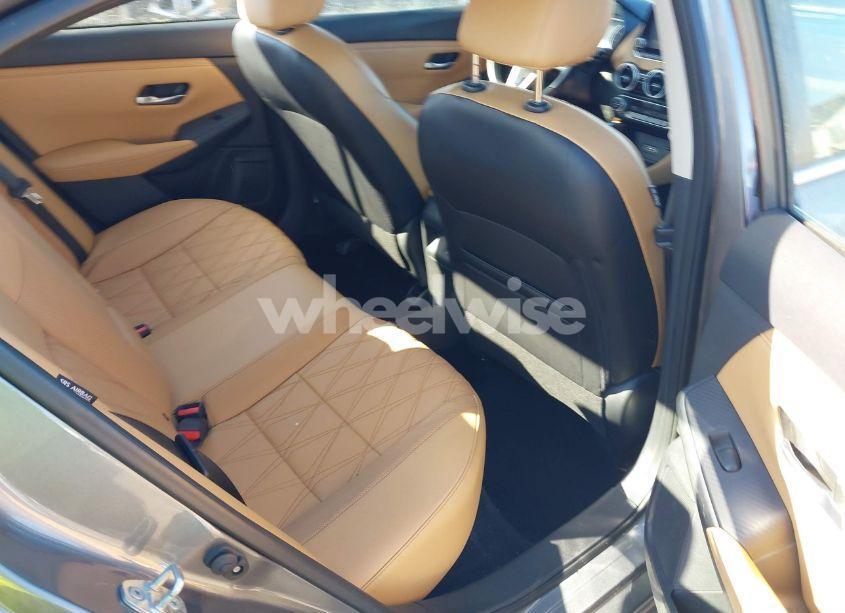 Photo 8 of 2021 Nissan Sentra SV XTRONIC CVT (VIN 3N1AB8CV1MY326411)