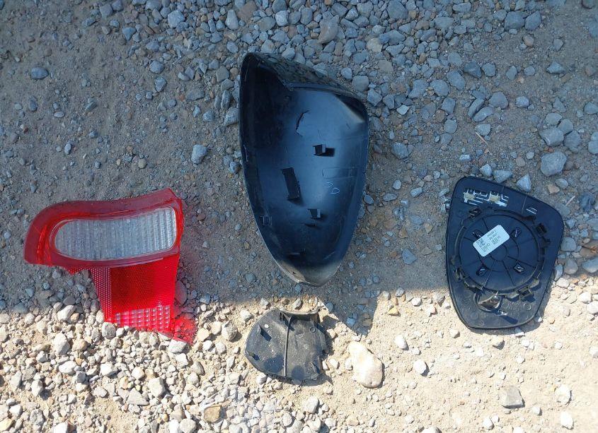 Photo 12 of 2022 Nissan Sentra SV XTRONIC CVT (VIN 3N1AB8CV1NY245751)