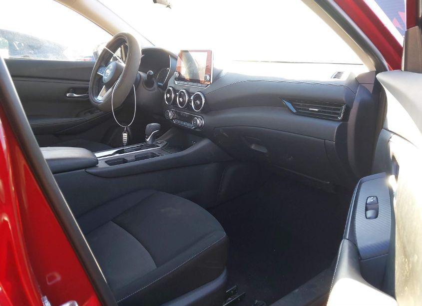 Photo 5 of 2022 Nissan Sentra SV XTRONIC CVT (VIN 3N1AB8CV1NY291516)