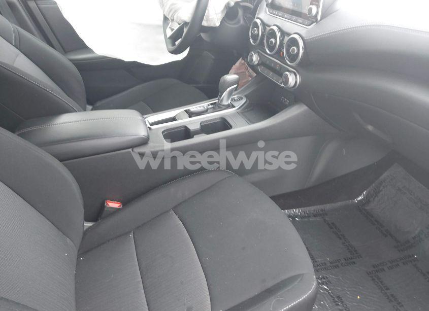 Photo 5 of 2023 Nissan Sentra SV XTRONIC CVT (VIN 3N1AB8CV1PY261371)