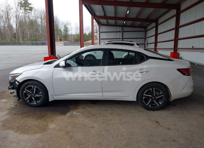 Photo 15 of 2024 Nissan Sentra SV XTRONIC CVT (VIN 3N1AB8CV1RY203781)