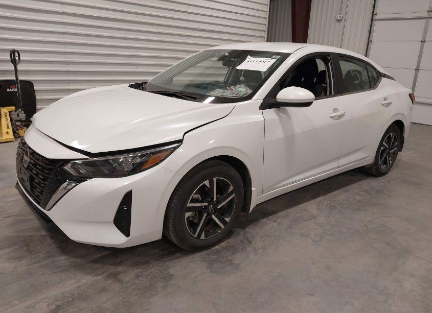 Photo 2 of 2024 Nissan Sentra SV XTRONIC CVT (VIN 3N1AB8CV1RY214344)