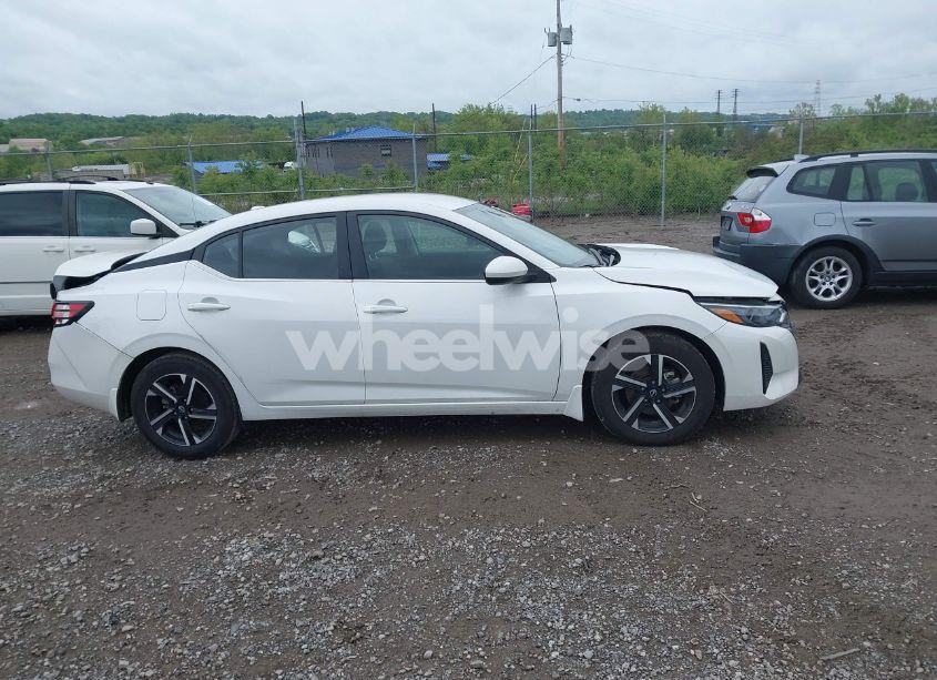 Photo 14 of 2024 Nissan Sentra SV XTRONIC CVT (VIN 3N1AB8CV1RY221651)