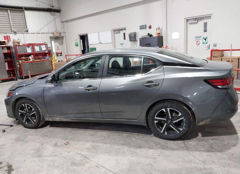 Photo 14 of 2024 Nissan Sentra SV XTRONIC CVT (VIN 3N1AB8CV1RY233105)