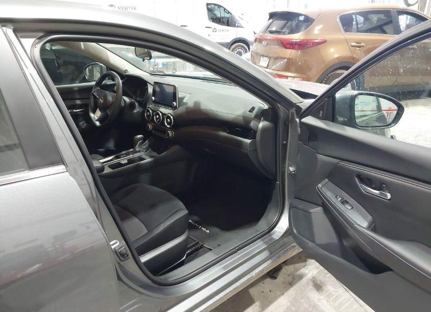 Photo 5 of 2024 Nissan Sentra SV XTRONIC CVT (VIN 3N1AB8CV1RY233105)