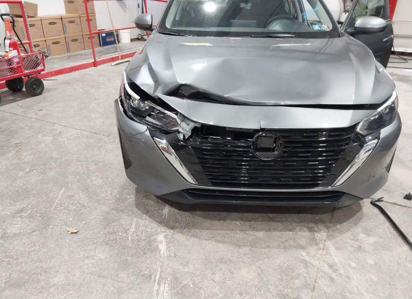 Photo 6 of 2024 Nissan Sentra SV XTRONIC CVT (VIN 3N1AB8CV1RY233105)