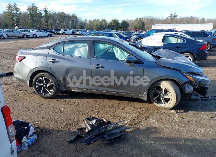 Photo 14 of 2024 Nissan Sentra SV XTRONIC CVT (VIN 3N1AB8CV1RY244427)