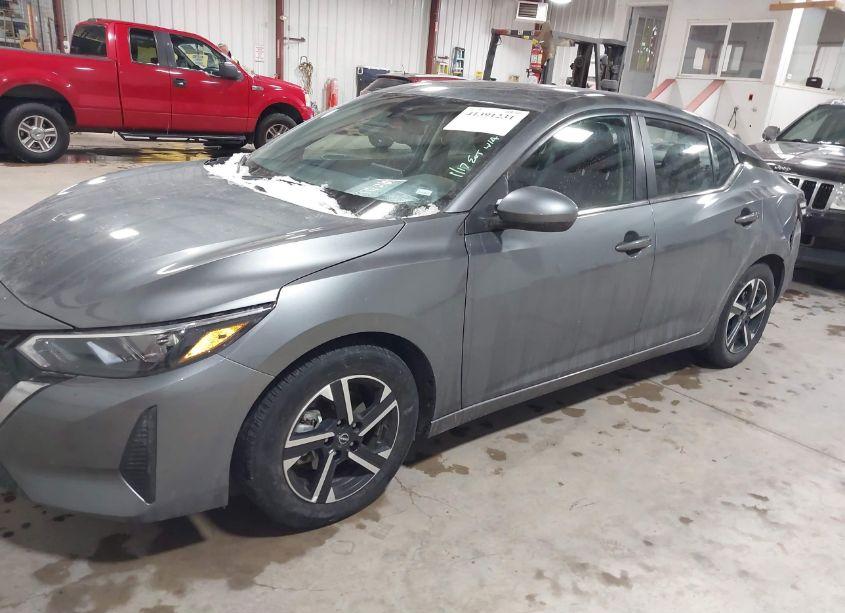 Photo 14 of 2024 Nissan Sentra SV XTRONIC CVT (VIN 3N1AB8CV1RY252737)