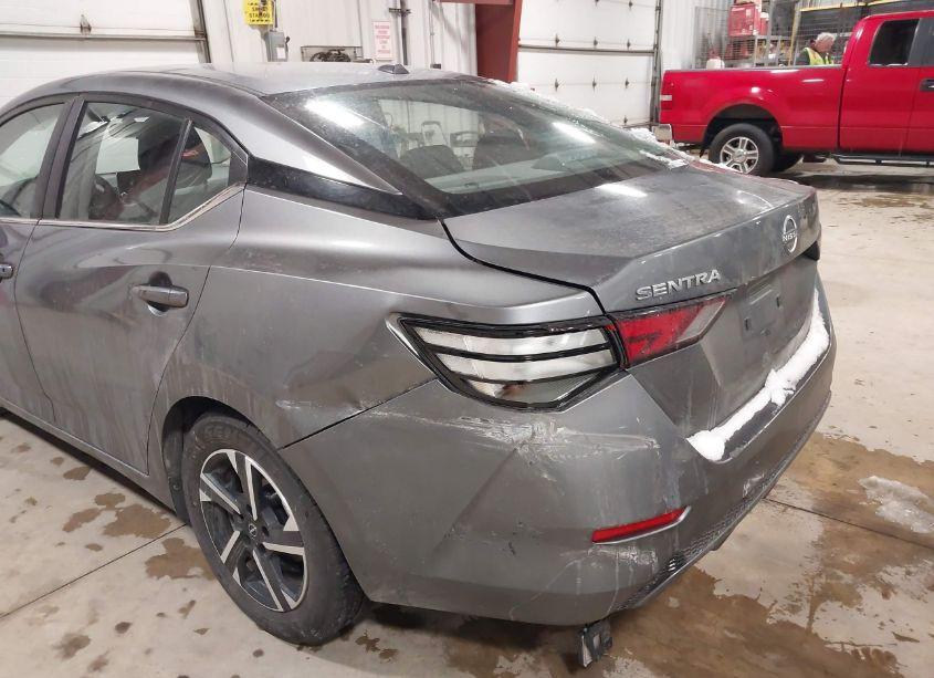 Photo 6 of 2024 Nissan Sentra SV XTRONIC CVT (VIN 3N1AB8CV1RY252737)